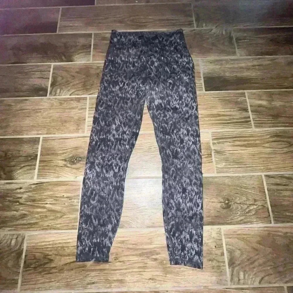 Varley women’s leggings - Picture 1 of 4